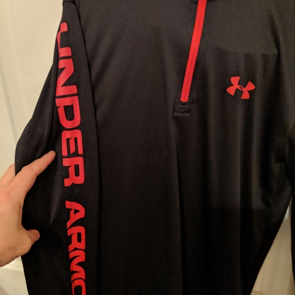 Under Armor athletic top - Picture 1 of 4